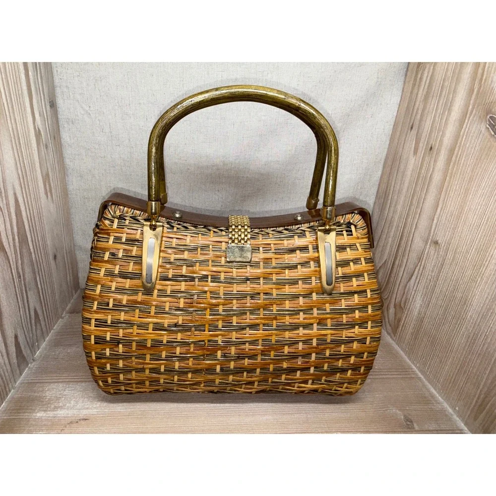 Cho Kwang Vintage Wicker Handbag Bamboo Handles Turn Lock Basket Bag Lucite